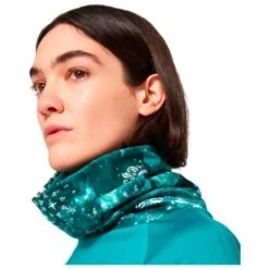 Polaire Oakley TC Aurora Midlayer Green Lake Bandana 17 Polaire Oakley TC Aurora Midlayer Green Lake Bandana -Ski Équipement Boutique 9785d03933f6fdea468f40786b9c358ff8a1e424 H23OAKLTTH3332441 902